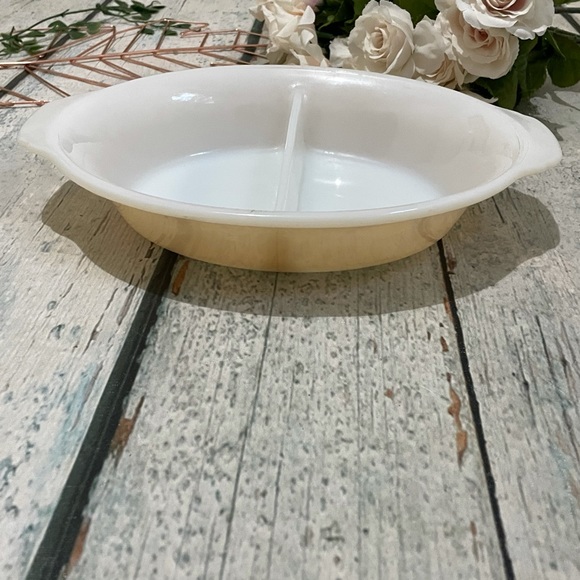 Vintage Fire King Peach lustre milk glass divided casserole dish orange USA - Picture 6 of 6